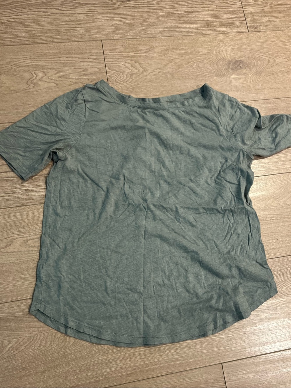 LOFT Short Sleeve Scoop Neck Tee in Dusty Teal Green